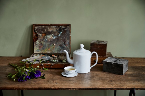 Marie-Antoinette Teapot &amp; Cup